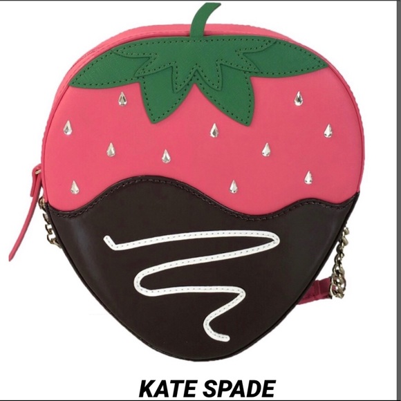 kate spade Handbags - KATE SPADE•CREME DELA CREME STRAWBERRY CROSSBODY